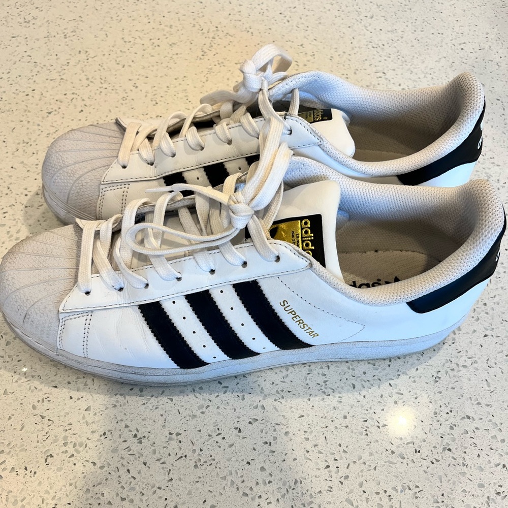 Men’s Adidas Superstar Tennis Shoes - 10.5